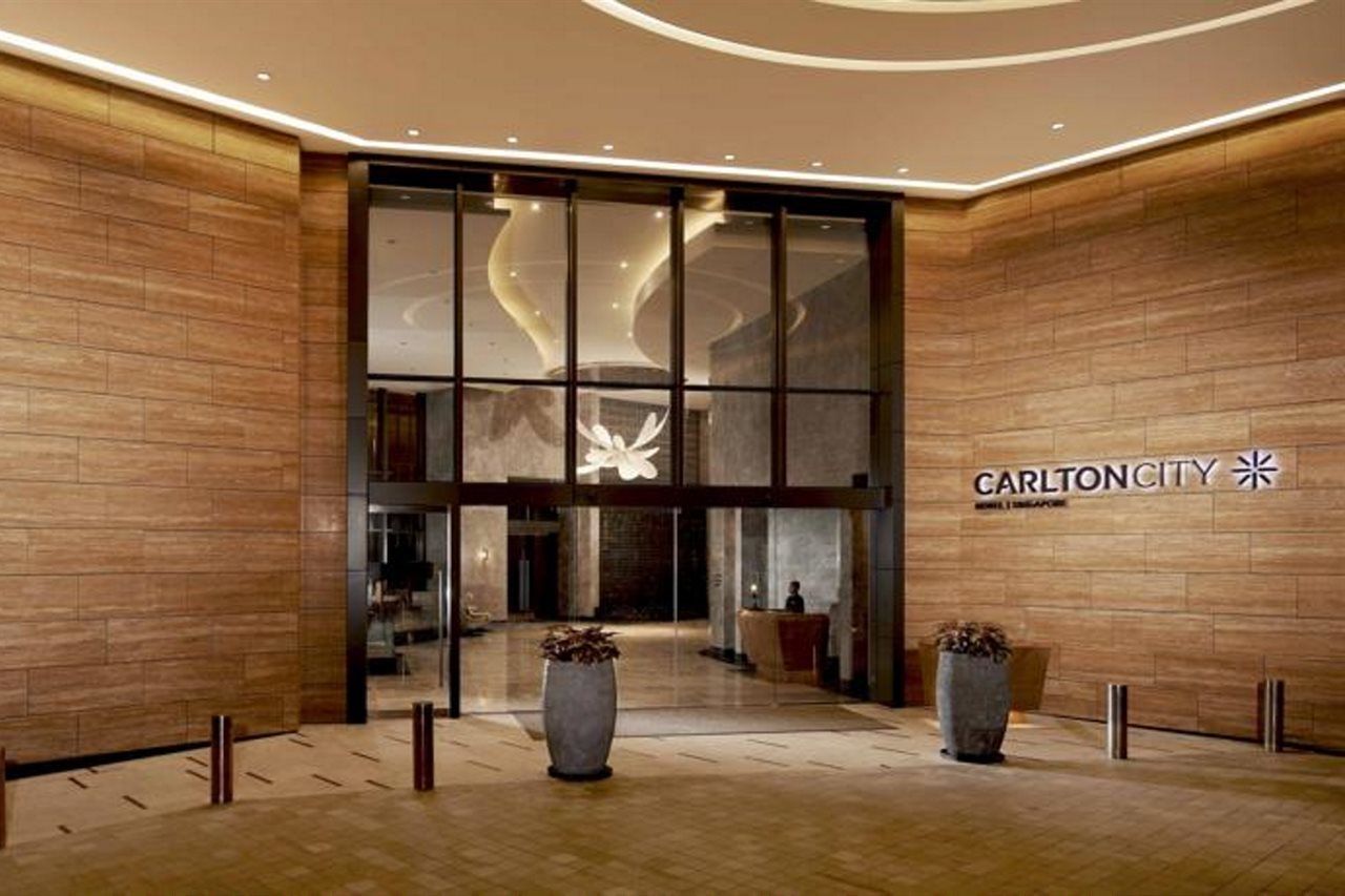 Carlton City Hotel Сингапур Экстерьер фото